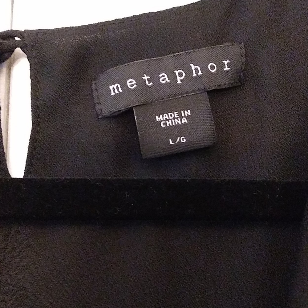 Metaphorl Sexy Cowl-neck, Black Dress, Front Zipper, Back Keyhole/ Zipper L - Picture 7 of 13